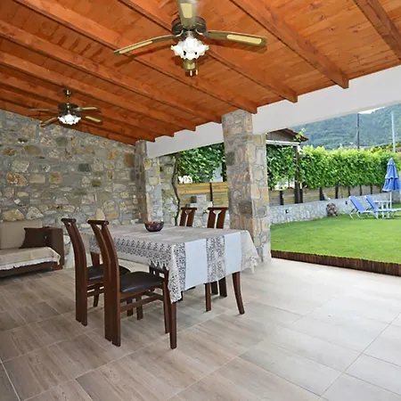 Paradise House Holiday home *